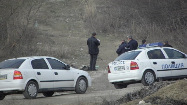 Зверско убийство разтърси монтанско село! Мъж преби до смърт авер и го захвърли на пътя