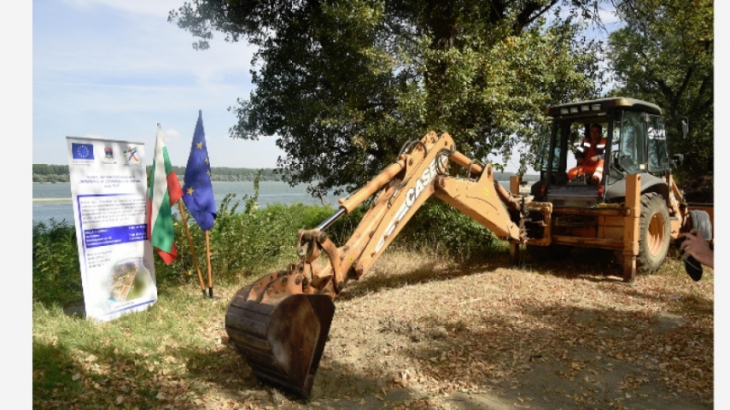 Строителството на стена и дренажна система започна в крайдунавския квартал