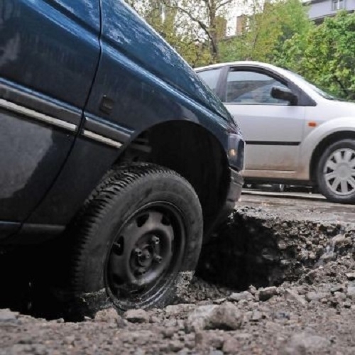 18 годишна шофьорка се е разминала на косъм от жестока катастрофа