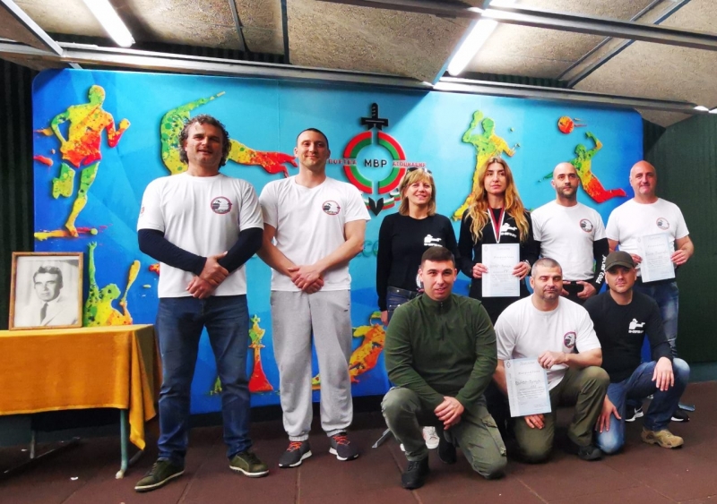 Отборът по стрелба на СК Спартак Враца при ОД