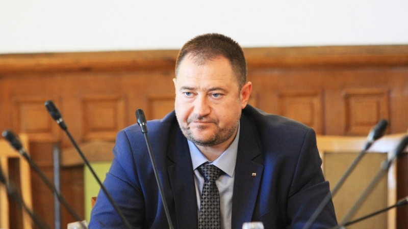 Петър Харалампиев е освободен от поста председател на ДАБЧ