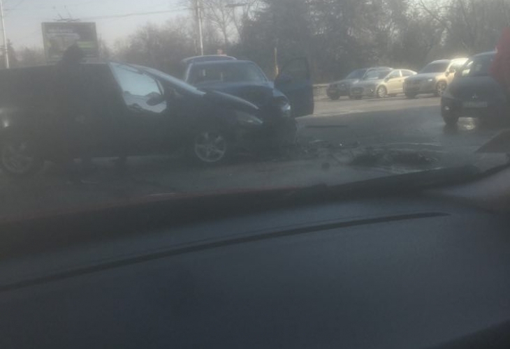 Страховита катастрофа се е случила преди минути в центъра на