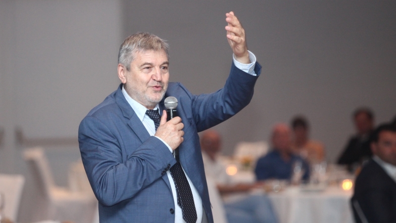 Велислав Минеков: Петьо Блъсков дължи 150 бона на културното министерство