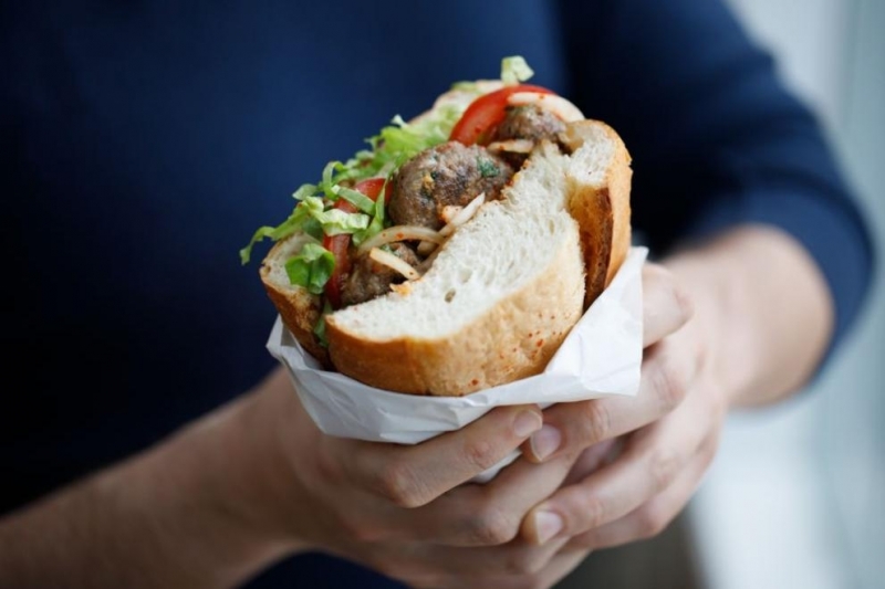 Словенски депутат подаде оставка след като разкри пред колегите си че