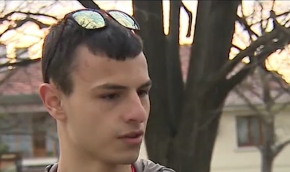 Полицаи са пребили сина на адвокат от Карлово при проверка