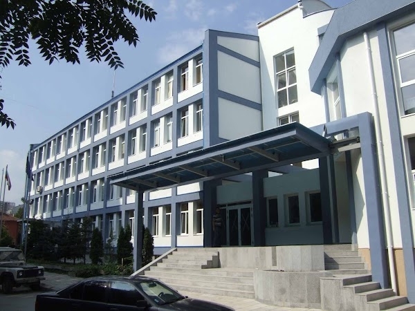 Мъж стреля по сградата на Трето районно полицейско управление в