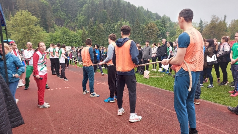 С голям празник отбелязаха Деня на спорта в Берковица