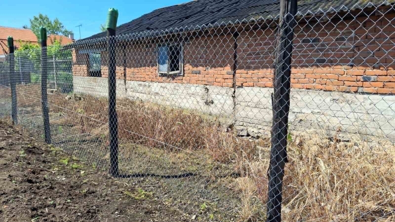 Жител на Грамада системно наводнява съседите си а институциите не