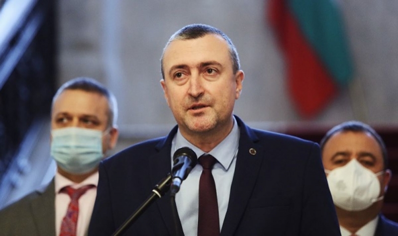 Заместник министърът на земеделието Атанас Добрев е уволнен съобщиха достоверни източници