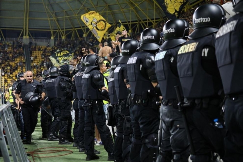 Двама жандармеристи са леко пострадали в Пловдив при конфликт между привържениците на Ботев