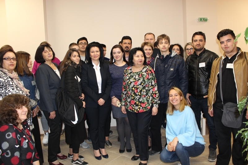 Кметът на община Козлодуй Маринела Николова посрещна гости от четири