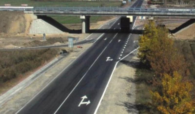 До 12 00 часа днес движението се осъществява само в по