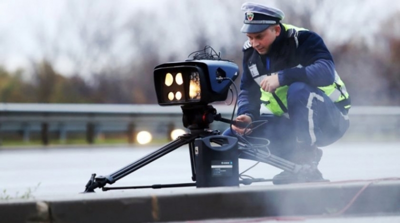 Полицаи са хванали 12 159 водачи да шофират с превишена