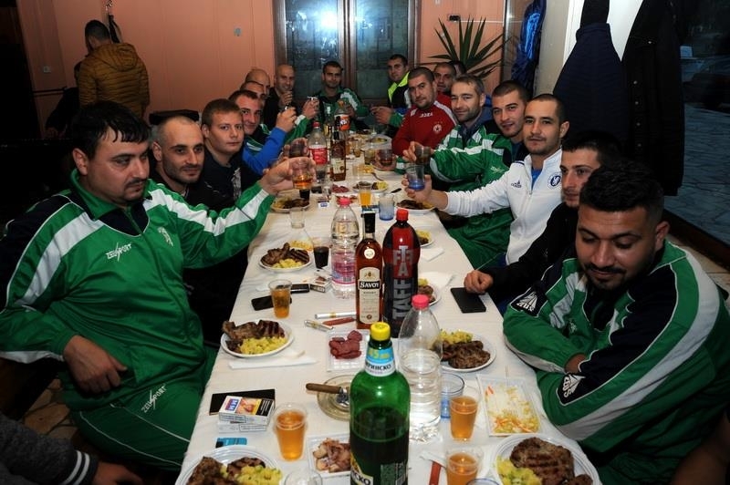 Ботев Попица закри успешния си полусезон с банкет като преди