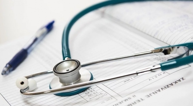 Националният осигурителен институт успява да залови хора в болничен докато