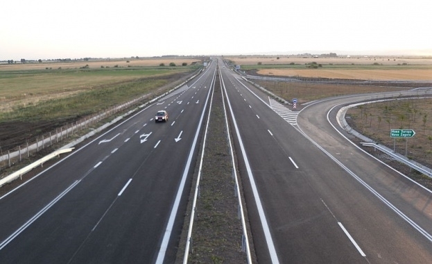 І МЕТЕОРОЛОГИЧНА ОБСТАНОВКА През нощта над източните райони облачността ще