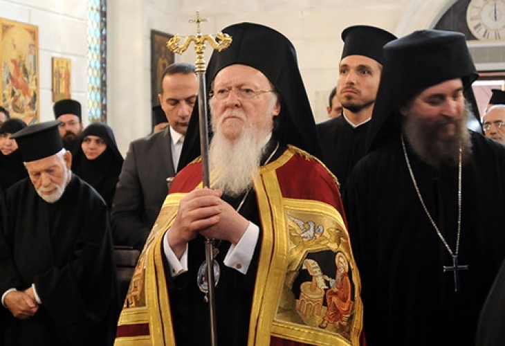 Украинският президент Петро Порошенко и Вселенският патриарх Вартоломей подписаха споразумение