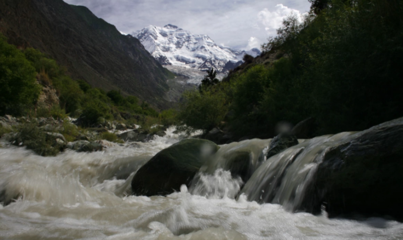 Десетки хиляди домакинства в Делхи останаха днес без течаща вода