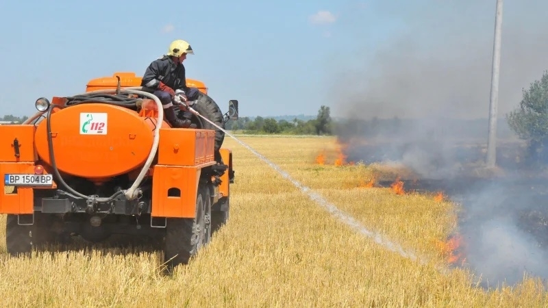 Нива с жито горя във Видинско, изпепелени са 40 декара