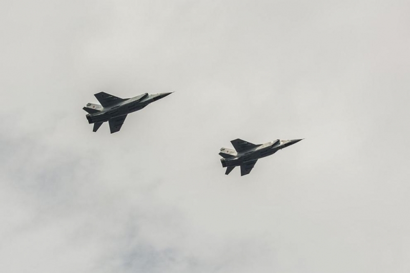 Руски изтребители МиГ 31 въоръжени с ракети Кинжал започват да патрулират