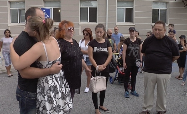 Близките на починалата родилка в Сливен искат независима медицинска експертиза