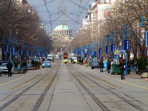От март столичната ул Георг Вашингтон се превръща изцяло в