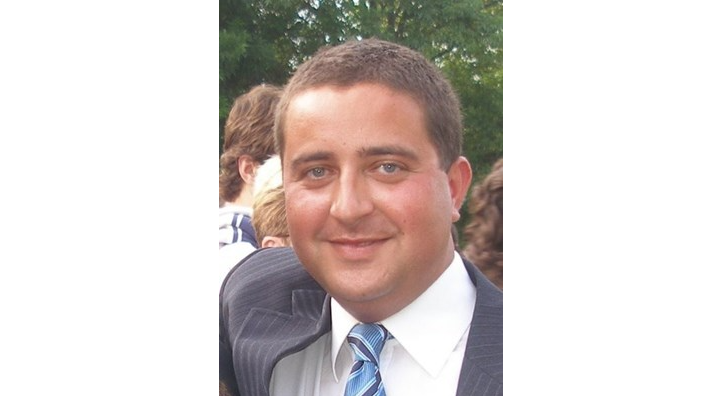 44 годишният бургазлия Иван Кубаков който бе намерен в локва кръв