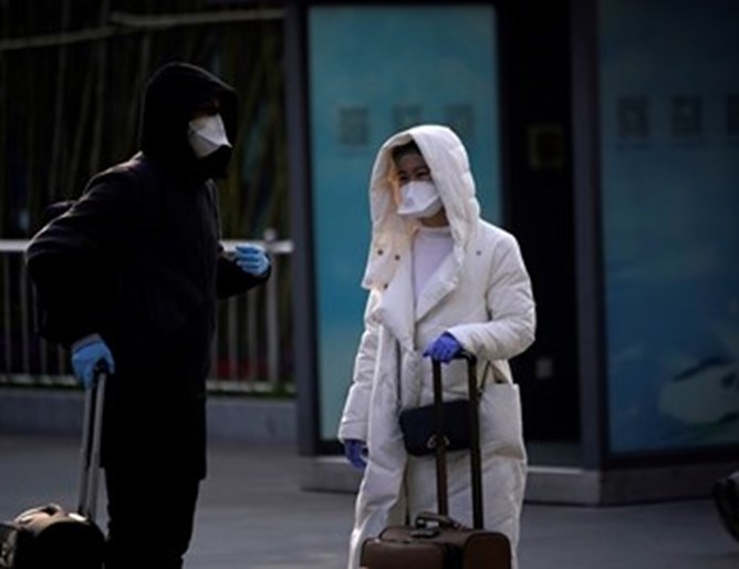 Пикът на епидемията в Китай предизвикана от новия коронавирус водещ