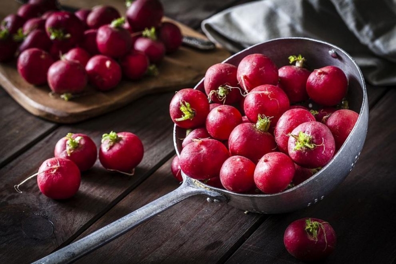 Въпреки горчивия вкус и възрастните и децата обичат репички Диетолозите