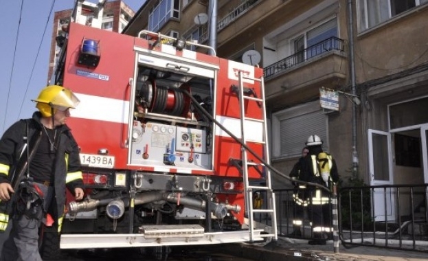 Екипи на Противопожарната служба в Пловдив загасиха бързо пожар в