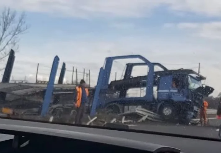 Затвориха автомагистрала Тракия в посока Пловдив заради тежка катастрофа съобщиха