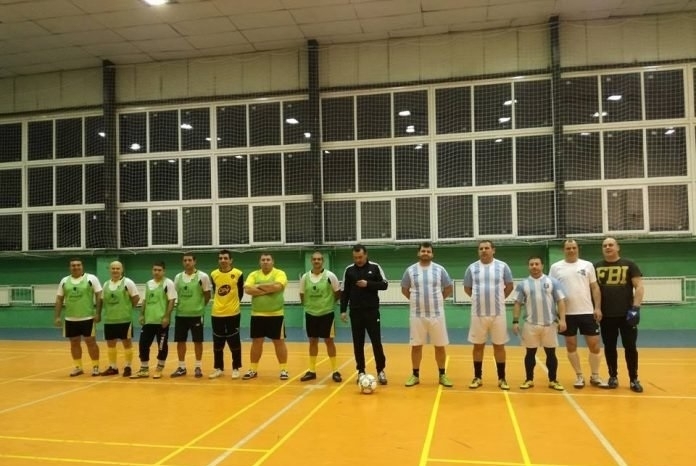 Вчера започна футболният турнир който е част от коледните спортни