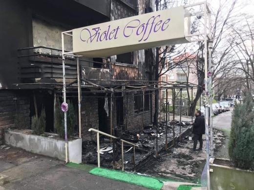 68 годишен мъж е пострадал при пожар в кафене в костинбродското