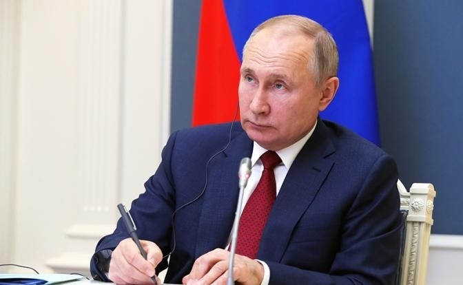 Руският президент Владимир Путин заяви че ваксинацията е основният начин