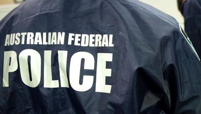 Мъж почина още трима са ранени при стрелба до дискотека