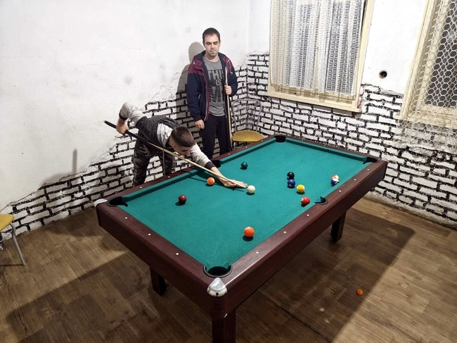 Жители на берковското село Котеновци направиха младежки клуб със собствени