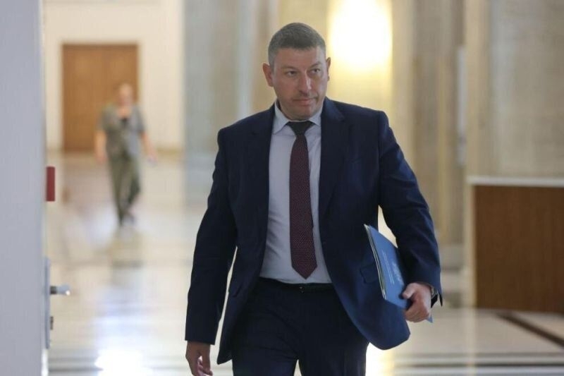 Липса на кворум провали за 5-и пореден път изслушването на и.ф. шеф на ДАНС Деньо Денев
