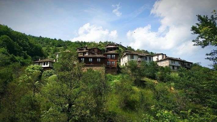 За първи път от 60 години насам бебе проплака в