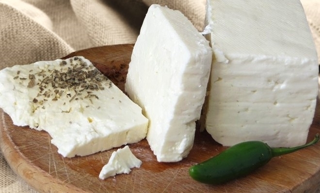 Биволско сирене без нито грам биволско мляко е засечено на