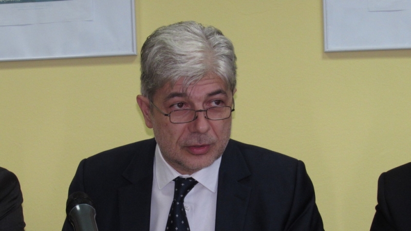 Независим международен консултант се заема с анализ на концесионния договор