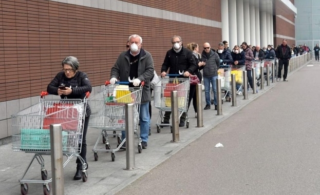 Да отпадне т нар зелен коридор за пенсионерите в магазините