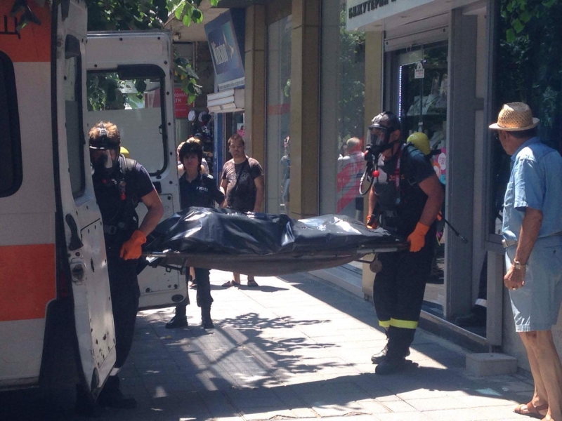 Намериха мъртъв мъж в блок във Враца съобщиха от МВР