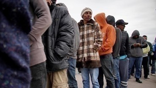 Екипи на турската жандармерия са задържали две групи с общо