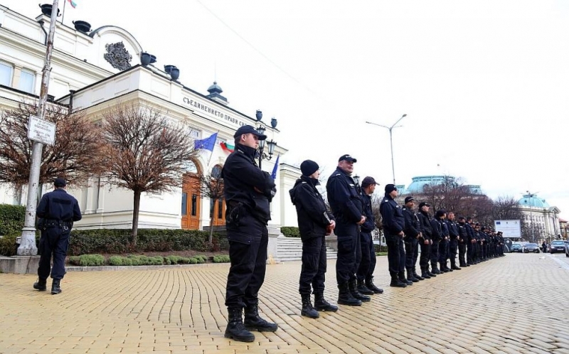 Протест за размера на възнаграждението за нощен труд готвят синдикалните