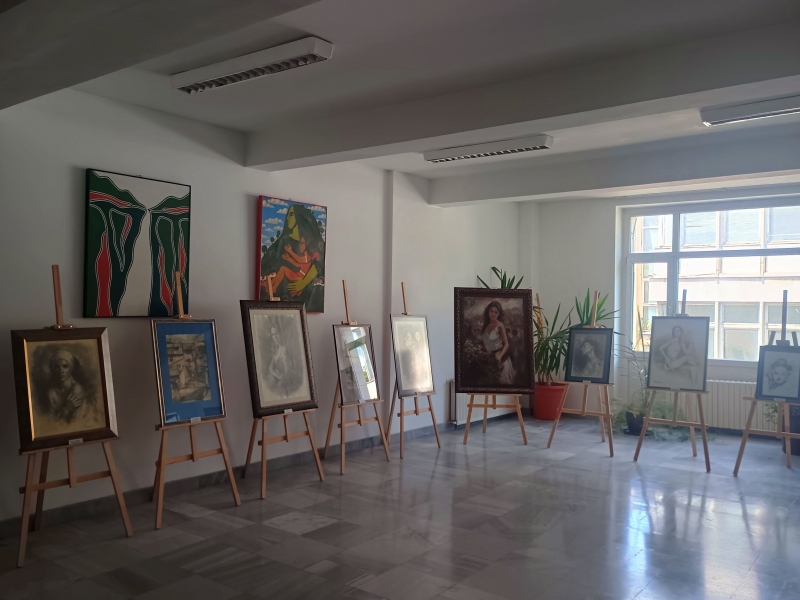 По покана на Градската художествена галерия ГХГ младите художници Силвия