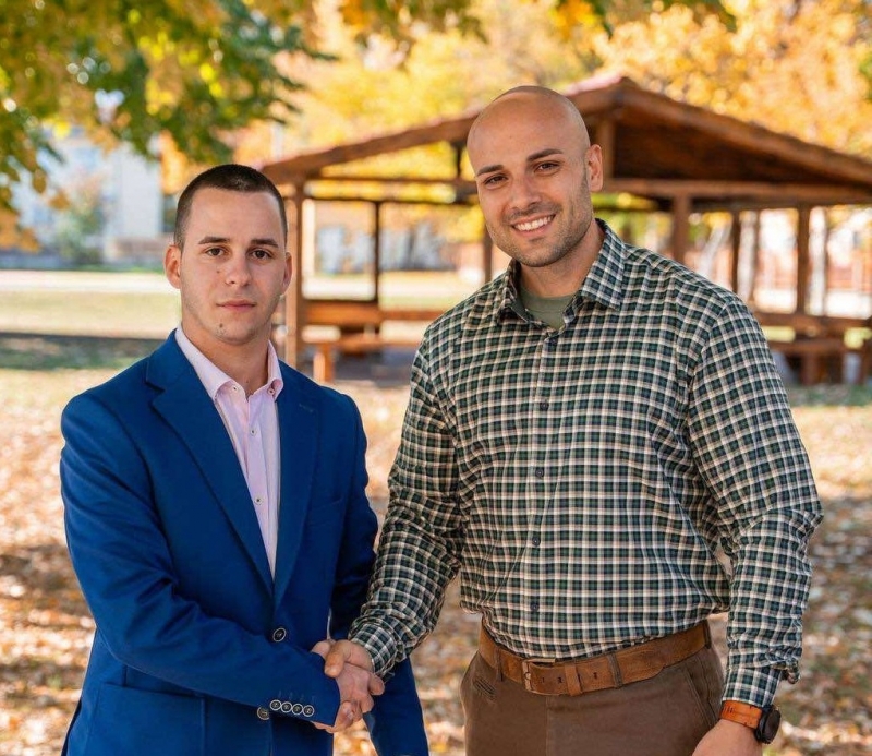 В навечерието на Деня на будителите: МГЕРБ - Враца с послание за активност и отговорност /снимки/