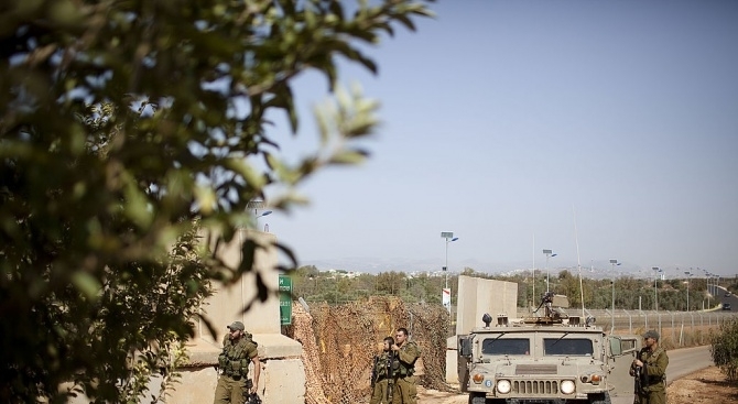 Трупове на шестима мъже са били открити в района на