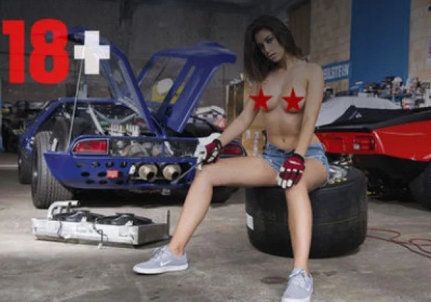 Германският фотограф Франк Люцебек който се специализира в създаването на