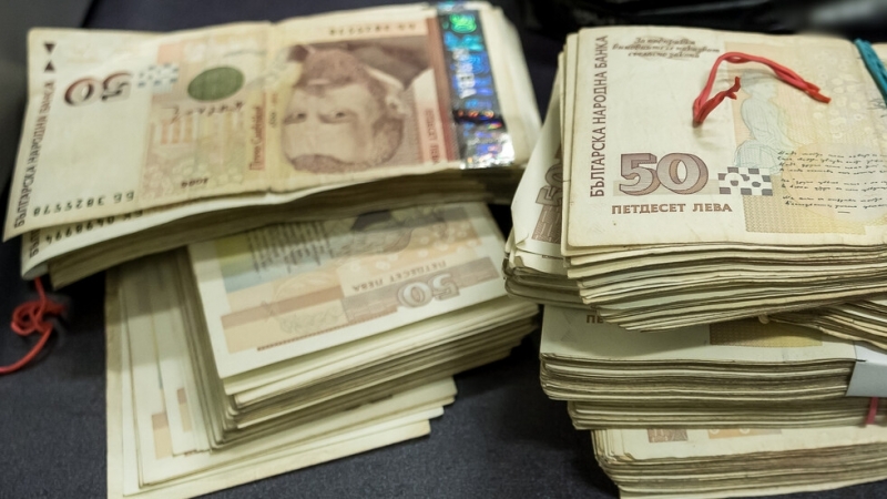 Правителството дарява 20 000 лева на социално слаби семейства