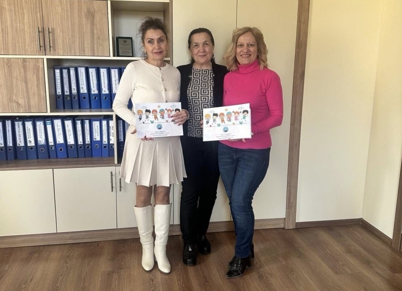 Отличени творби на ученици от Враца - в печатно издание на ДАЗД /снимки/